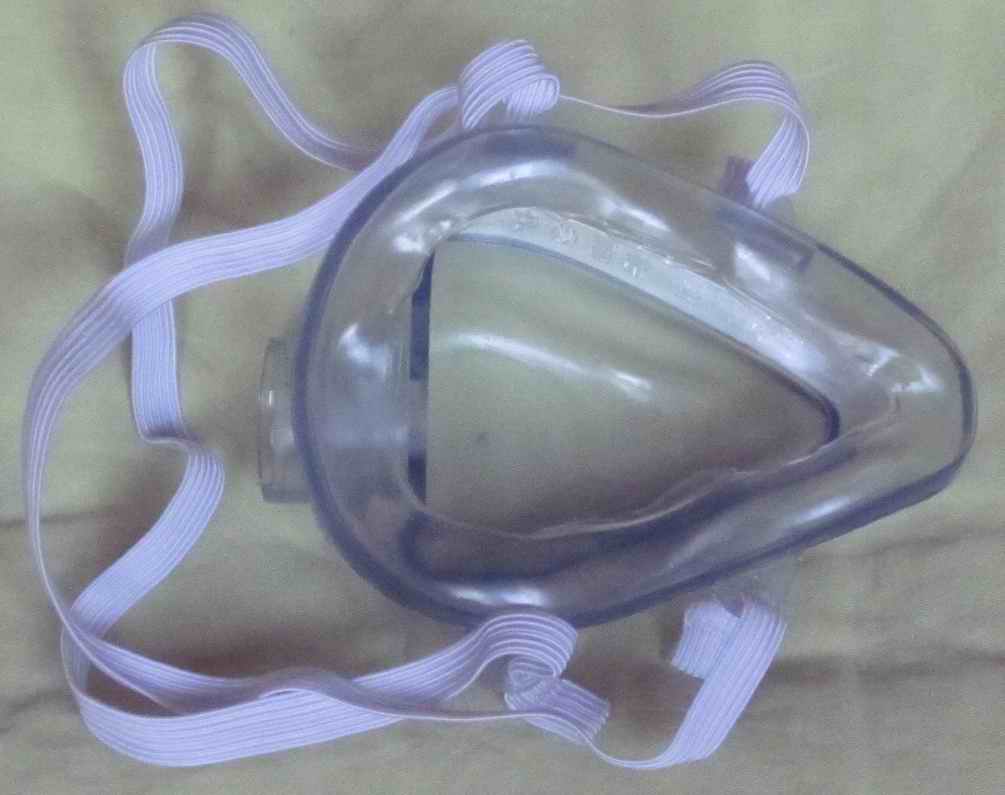 中號(hào)面罩4.JPG