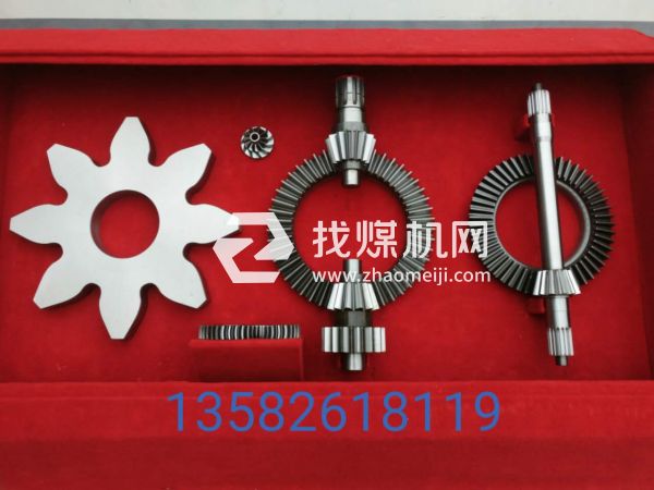 河北高精度螺旋傘齒輪、人字齒輪、圓柱齒輪、減速機(jī)維修實(shí)體工廠(chǎng)